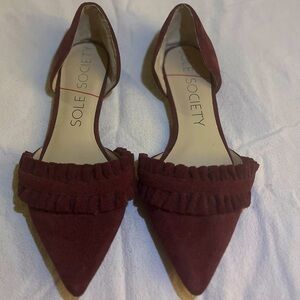 Sole Society Rosalind Flats with Ruffle Detail Burgundy Size 6.5